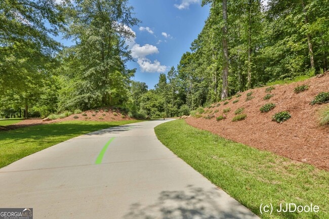 Building Photo - 51 Park Forest Curve