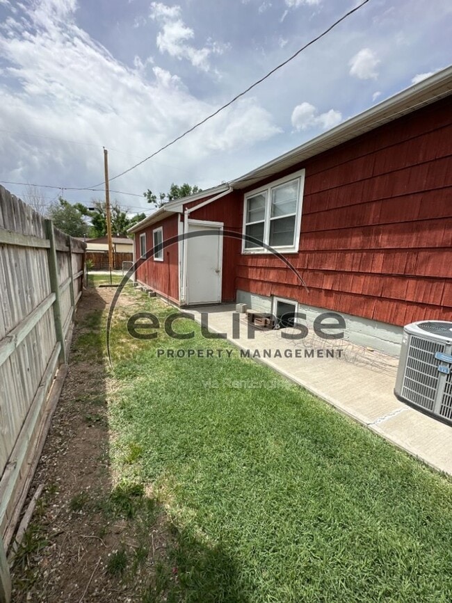 Building Photo - 1741 Ouray Ave