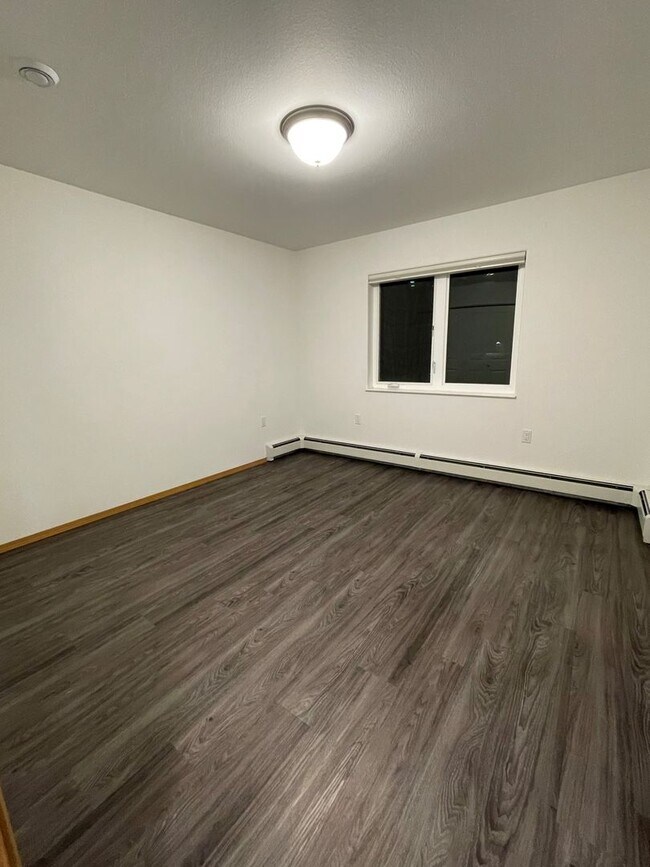 Building Photo - War Eagle Ct. (2690)