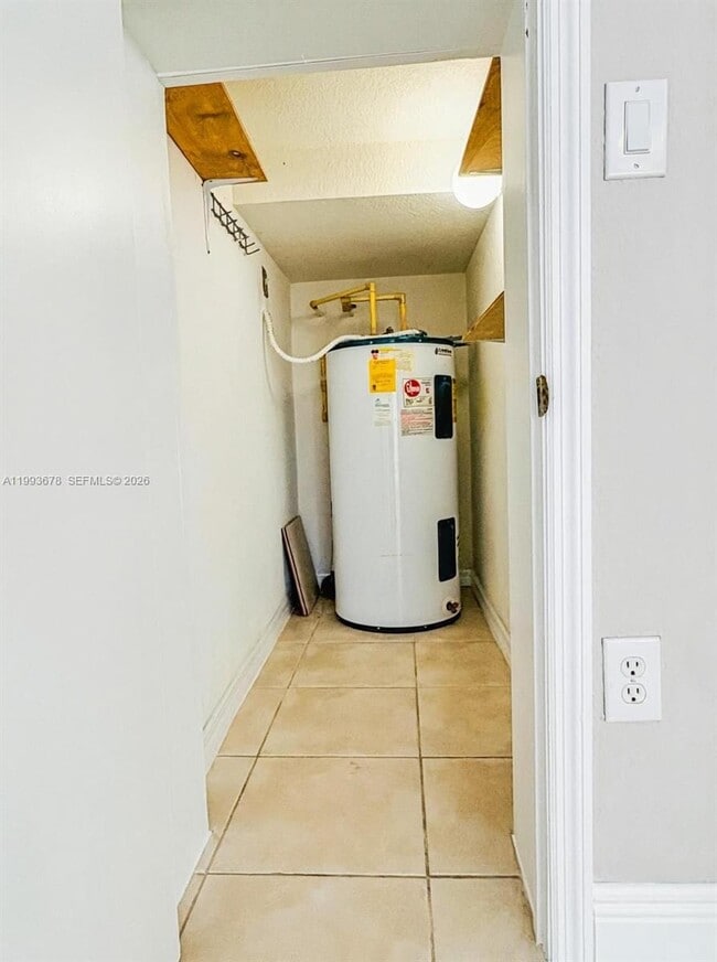 Building Photo - 16603 SW 79th Terrace