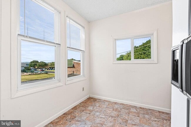 Building Photo - 3100 Kutztown Rd