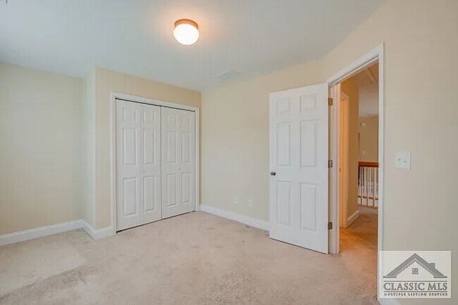 Building Photo - 1190 Brookshire Dr