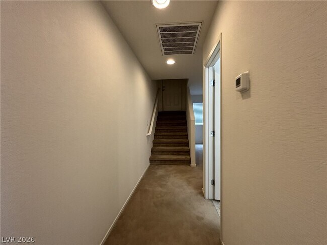 Building Photo - 5582 Sancho Throne Rd