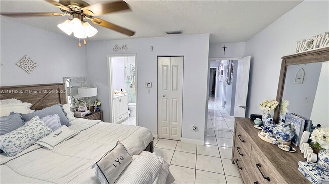 Building Photo - 24980 SW 127th Ct