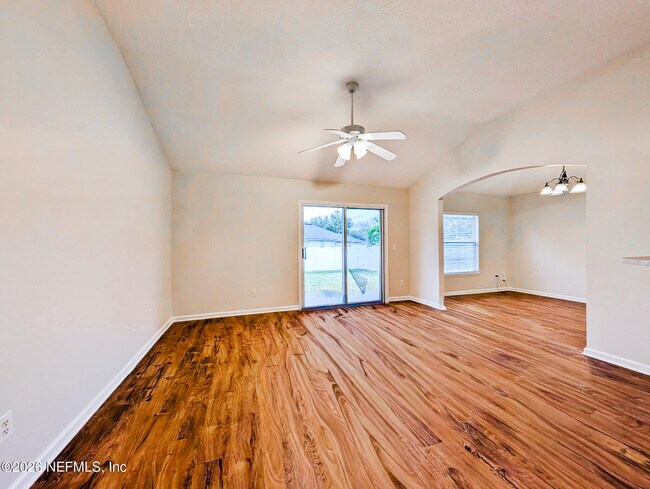 Building Photo - 893 Oak Arbor Cir