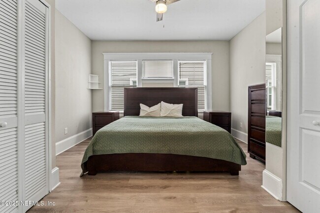 Building Photo - 2781 College St