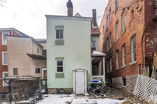 Building Photo - 3246 Richardson Ave