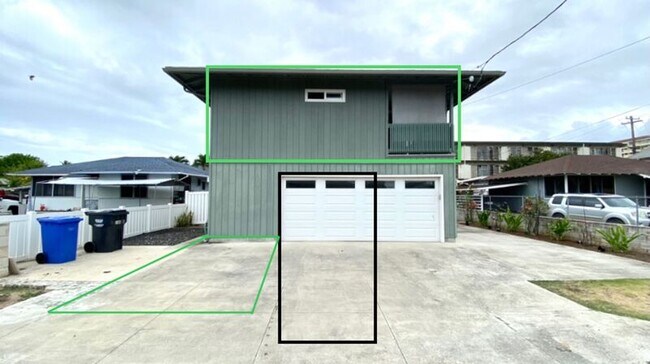 Building Photo - 108 Maluniu Ave