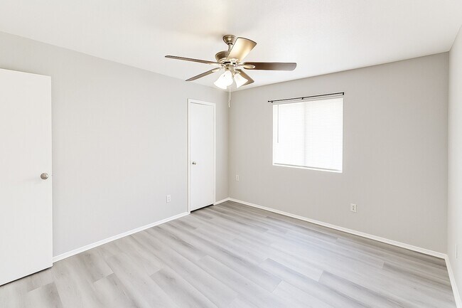 Building Photo - 12659 Ashford Meadow Dr