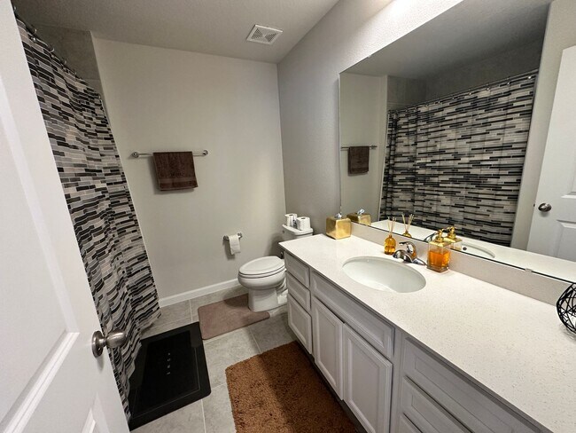Building Photo - Beautiful Apopka Home For Rent!