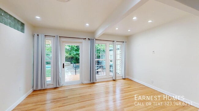 Building Photo - 19022 Sylvan St