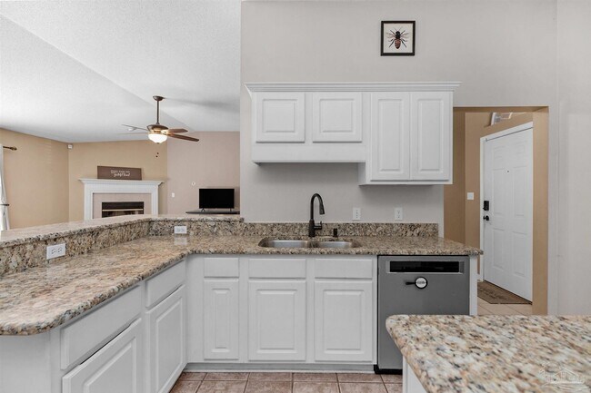 Building Photo - 5920 Ashton Woods Cir