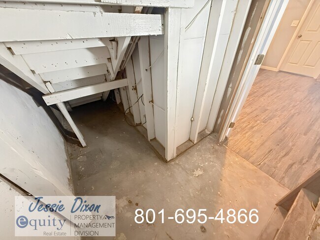 Building Photo - 2610 E 7800 S
