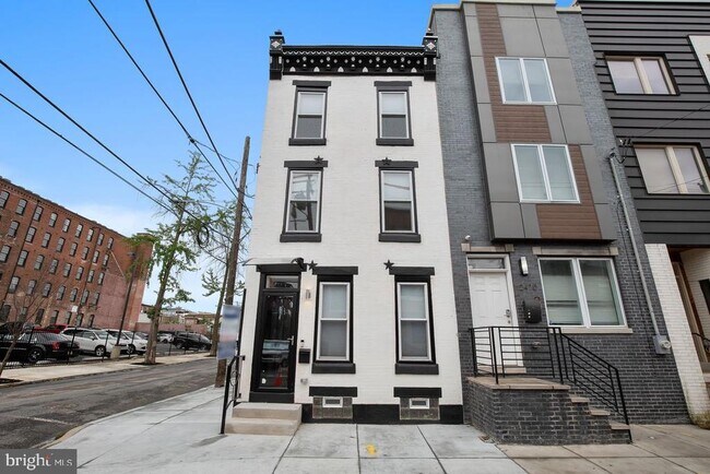 Primary Photo - 2468 Jasper St