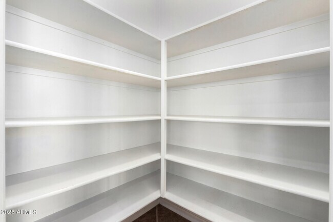 Building Photo - 3712 E Fruitvale Ave