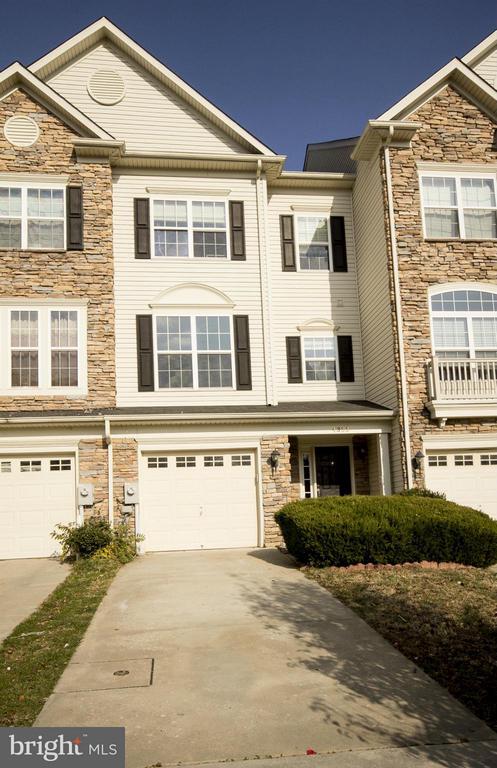 Building Photo - 4322 Vintage Ivy Ln