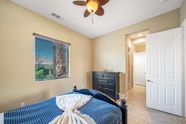 Building Photo - 40834 Adriatico Ct