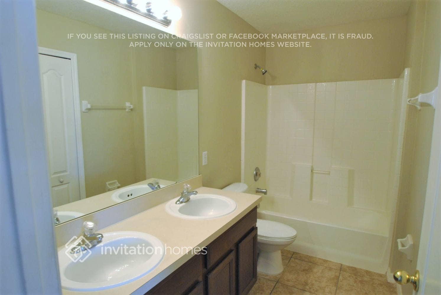 Building Photo - 3144 Dasha Palm Dr