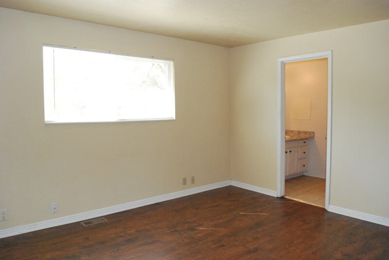 Building Photo - 9078 S 1300 E