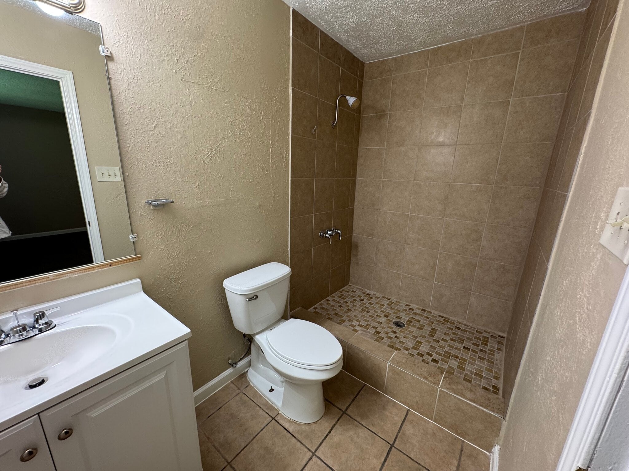 Building Photo - 17519 Poppy Trails Ln