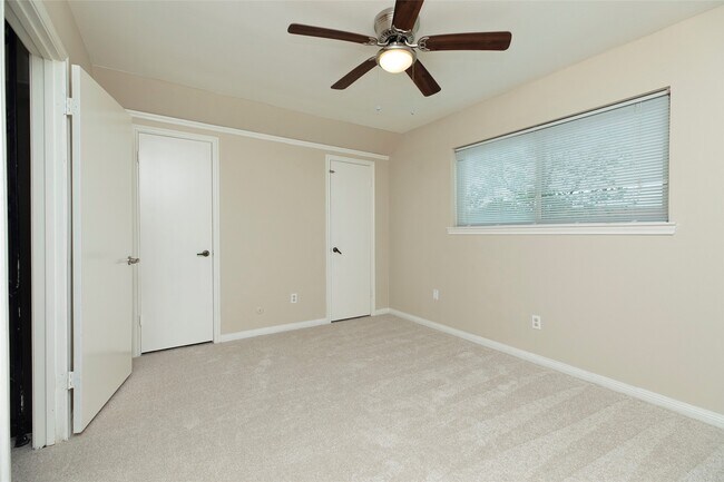 Building Photo - 2706 Stetson Ln