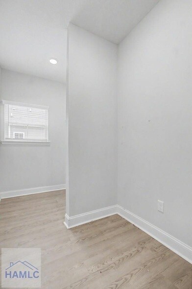 Building Photo - 315 Grayson Ave