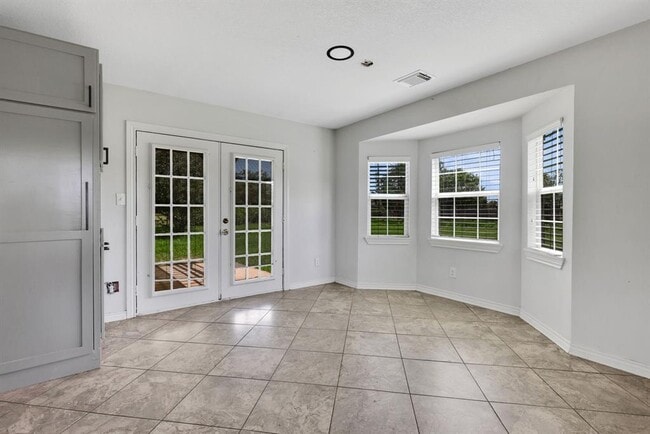 Building Photo - 36704 Broncho Rd