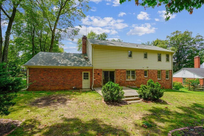Building Photo - 11200 Powder Horn Dr