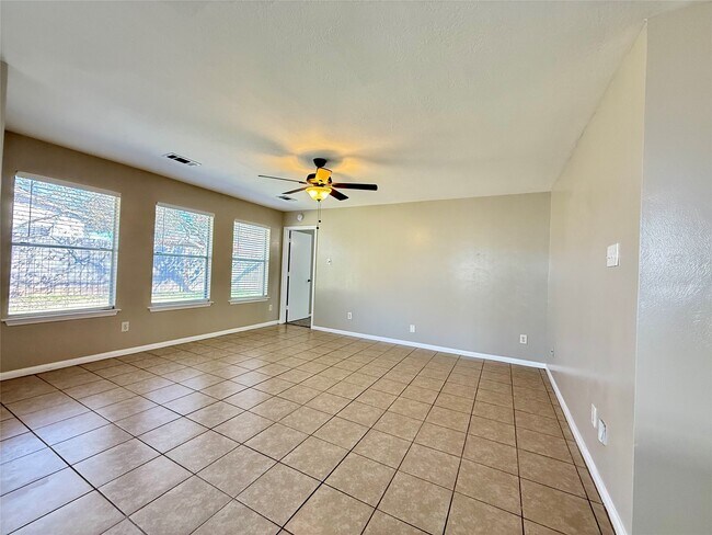 Building Photo - 21514 Broadstone Dr