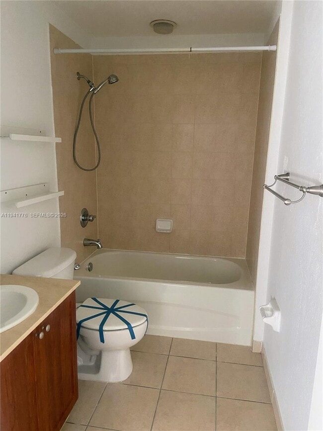 Building Photo - 8933 NW 107 Ct