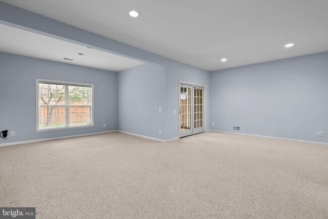 Building Photo - 45773 Smoketree Terrace