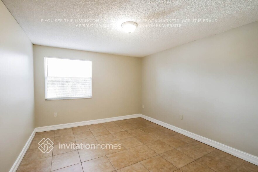 Building Photo - 4978 NW 97th Pl