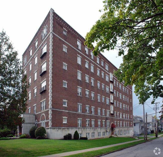 The Roosevelt 1514 Genesee St Utica NY 13502 Apartment Finder