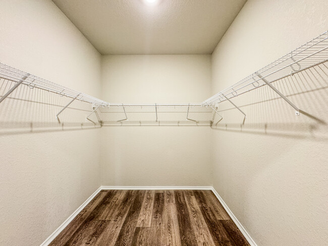 Building Photo - 13019 Heathers Elm
