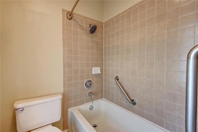 Building Photo - 5822 Shreveport Dr