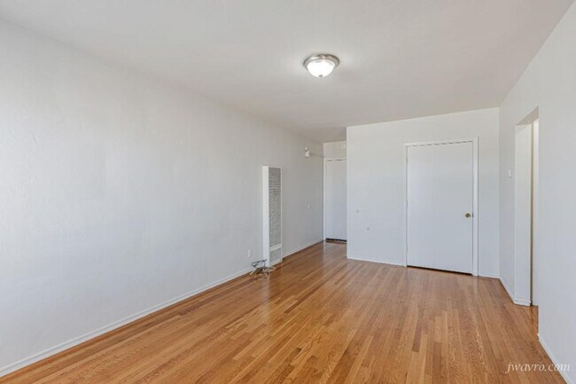 Building Photo - 50 Terra Vista Ave