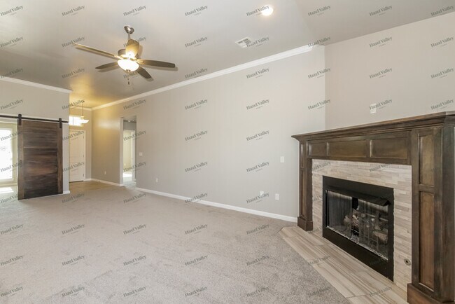 Building Photo - 11609 SW 9th St.