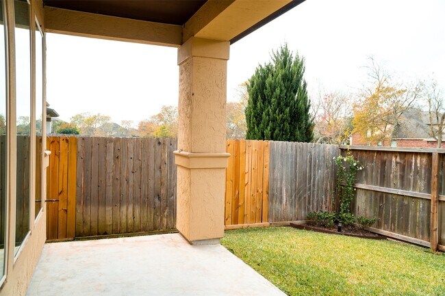 Building Photo - 9535 Scanlan Heights Ln