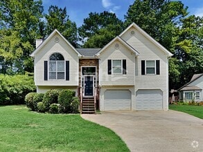 Building Photo - 1021 Whispering Woods Dr