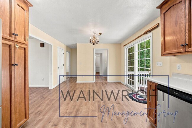 Building Photo - Lake Access Home Wirtz, VA