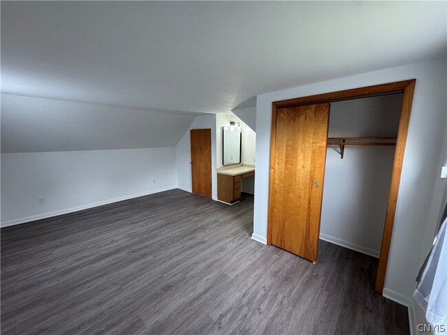 Building Photo - 103 Rockland Dr