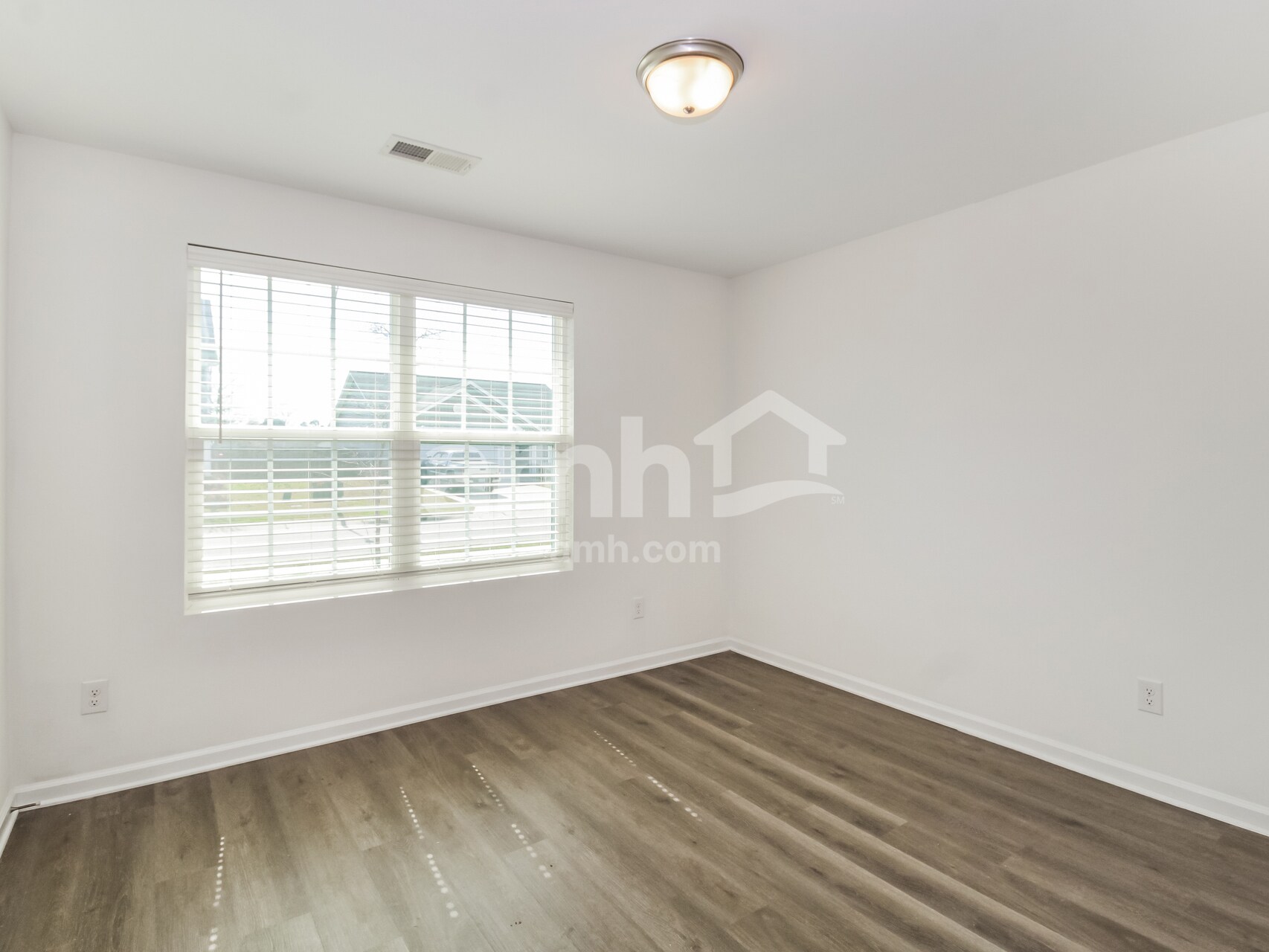 Building Photo - 7117 Spaniel Ct