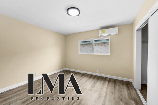 Building Photo - 4317 W 120th St