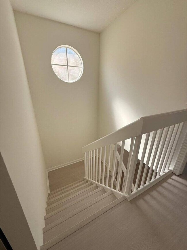 Building Photo - 181 Waterford Dr