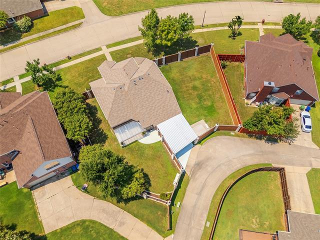 Building Photo - 1404 Hudspeth Dr