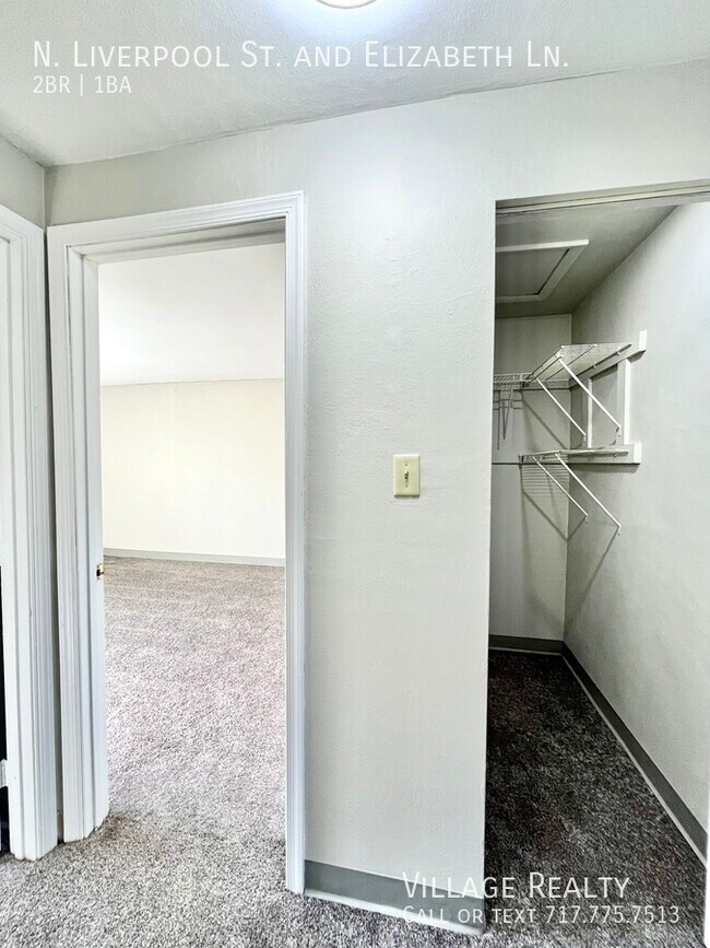 Building Photo - 75 N Liverpool St