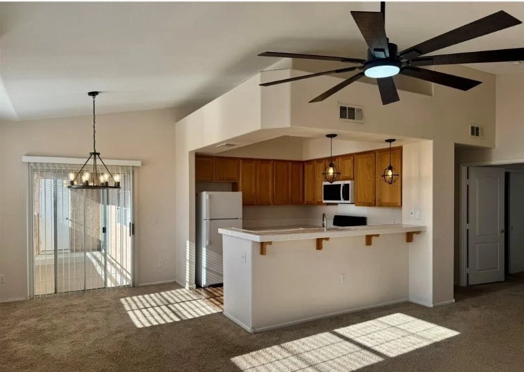 Building Photo - 9901 Trailwood Dr