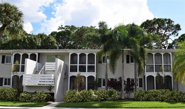 Building Photo - 2304 Ringling Blvd