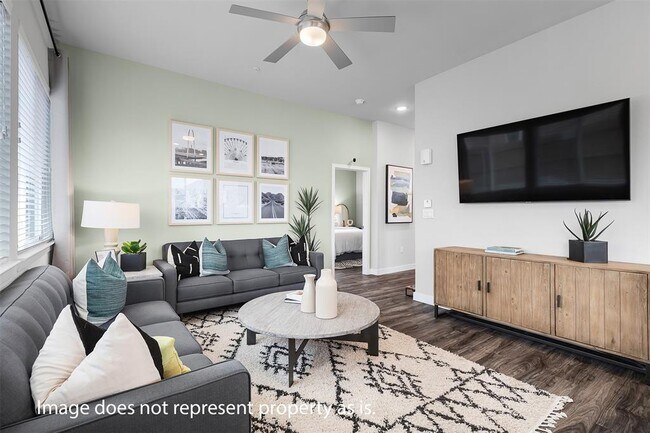 Building Photo - 7152 Borland Dr