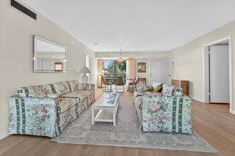 Building Photo - 6 Concourse Dr